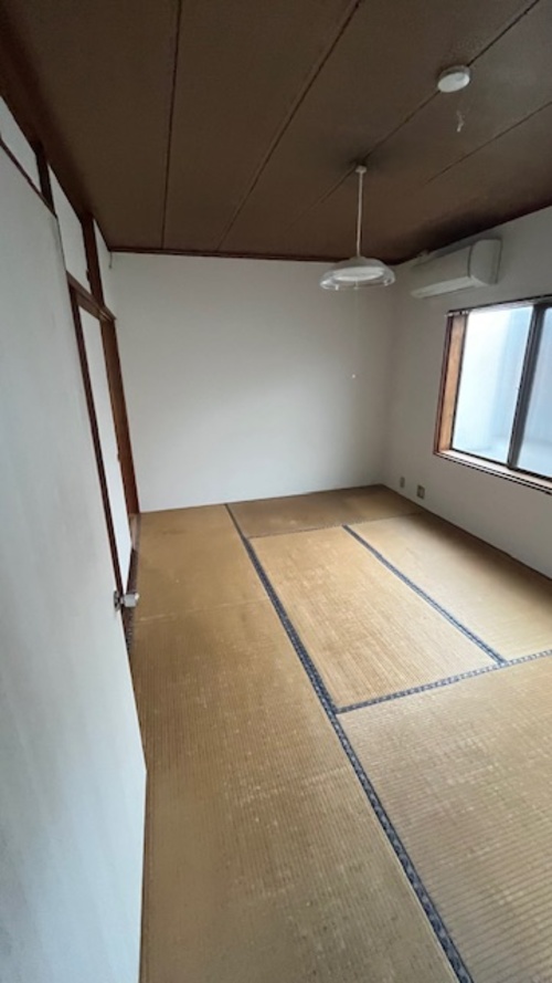 松江市上乃木　売りアパート