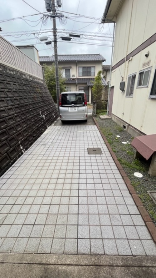 松江市八雲台中古住宅800万円